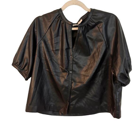 Avec Les Filles Black Faux Leather Short Sleeve Top Size Large - Picture 1 of 7